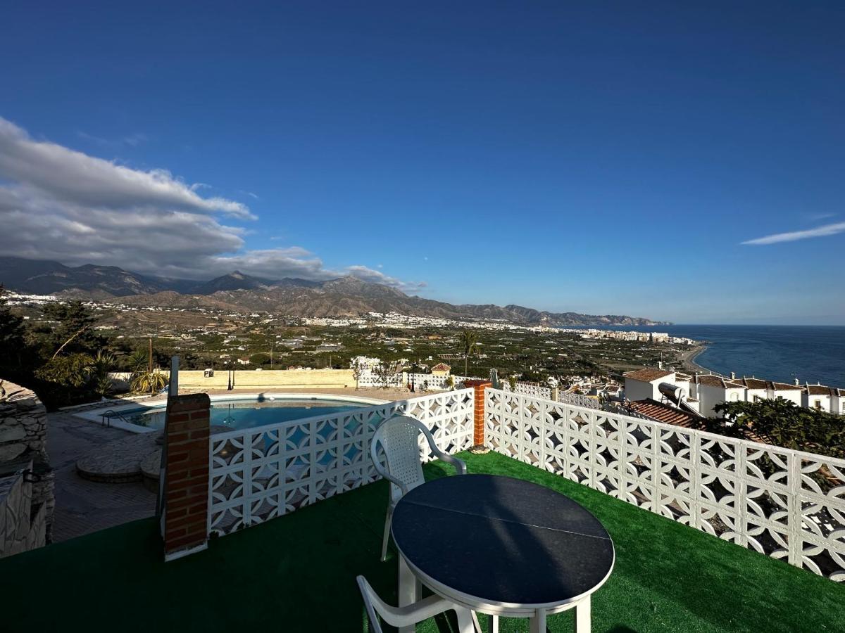 Villa Carmen Nerja Exterior photo